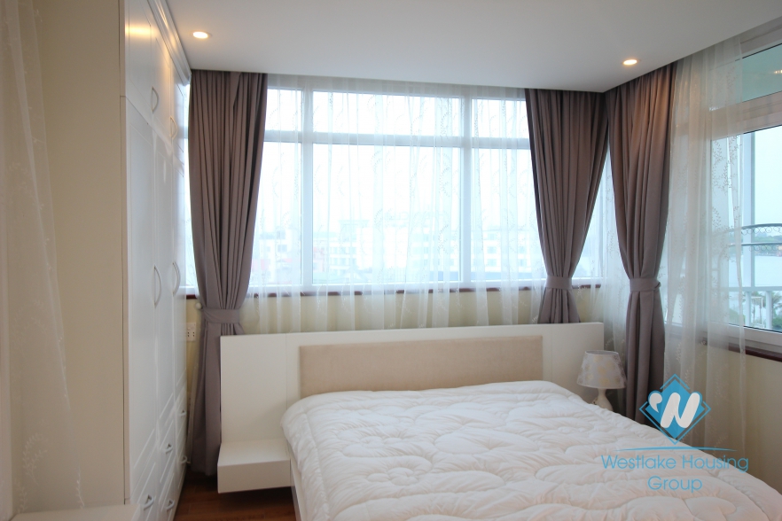 Nice view and bright apartment for rent in Yen Phu, Tay Ho, Ha Noi